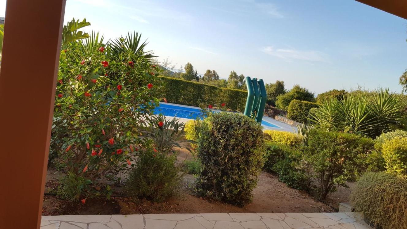 Appartamento In Splendido E Riservato Villaggio, Marina Di Тертения Экстерьер фото