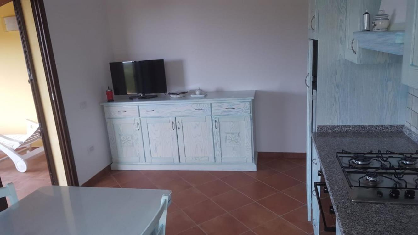 Appartamento In Splendido E Riservato Villaggio, Marina Di Тертения Экстерьер фото